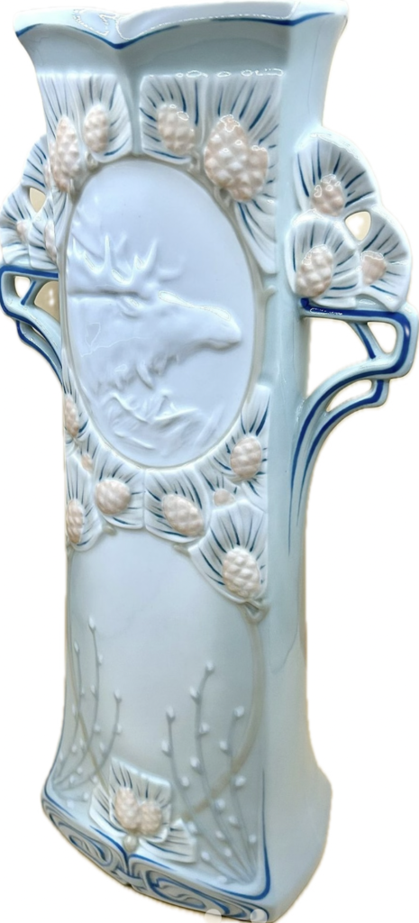 Royal Dux - Vase Cerf